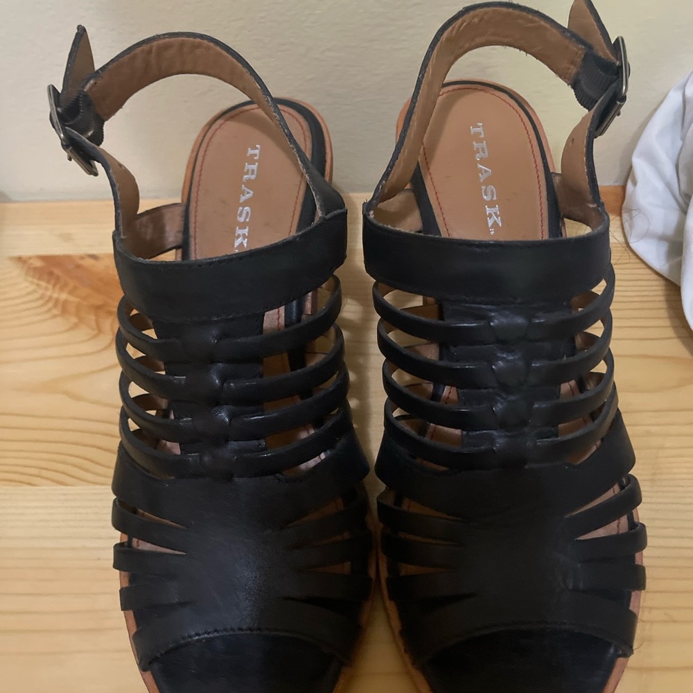 Trask Women's Black Leather Sandals